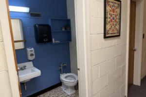 Sample private detached bathroom in a Stony Point Center lodge